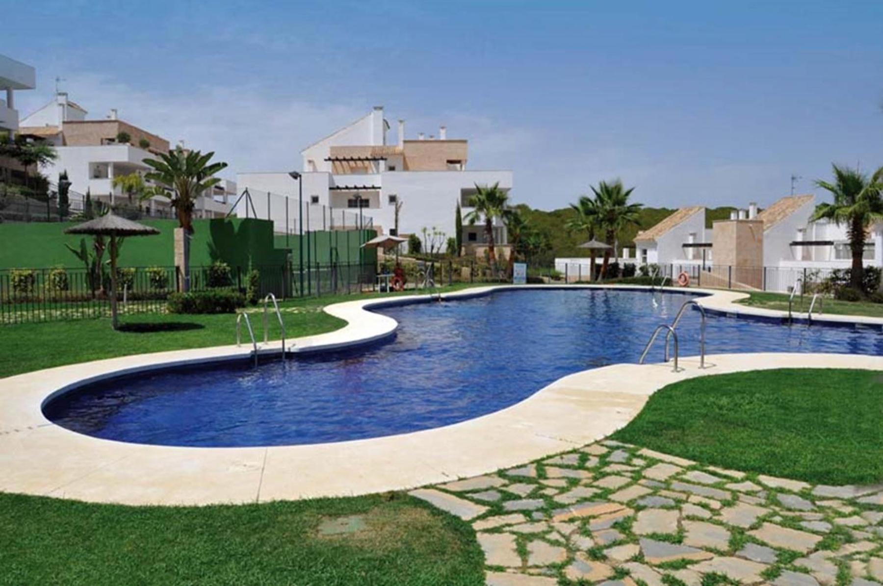 2127-Superb 2 Bedrooms , Lovely Terraces And Pool Сан-Роке Экстерьер фото